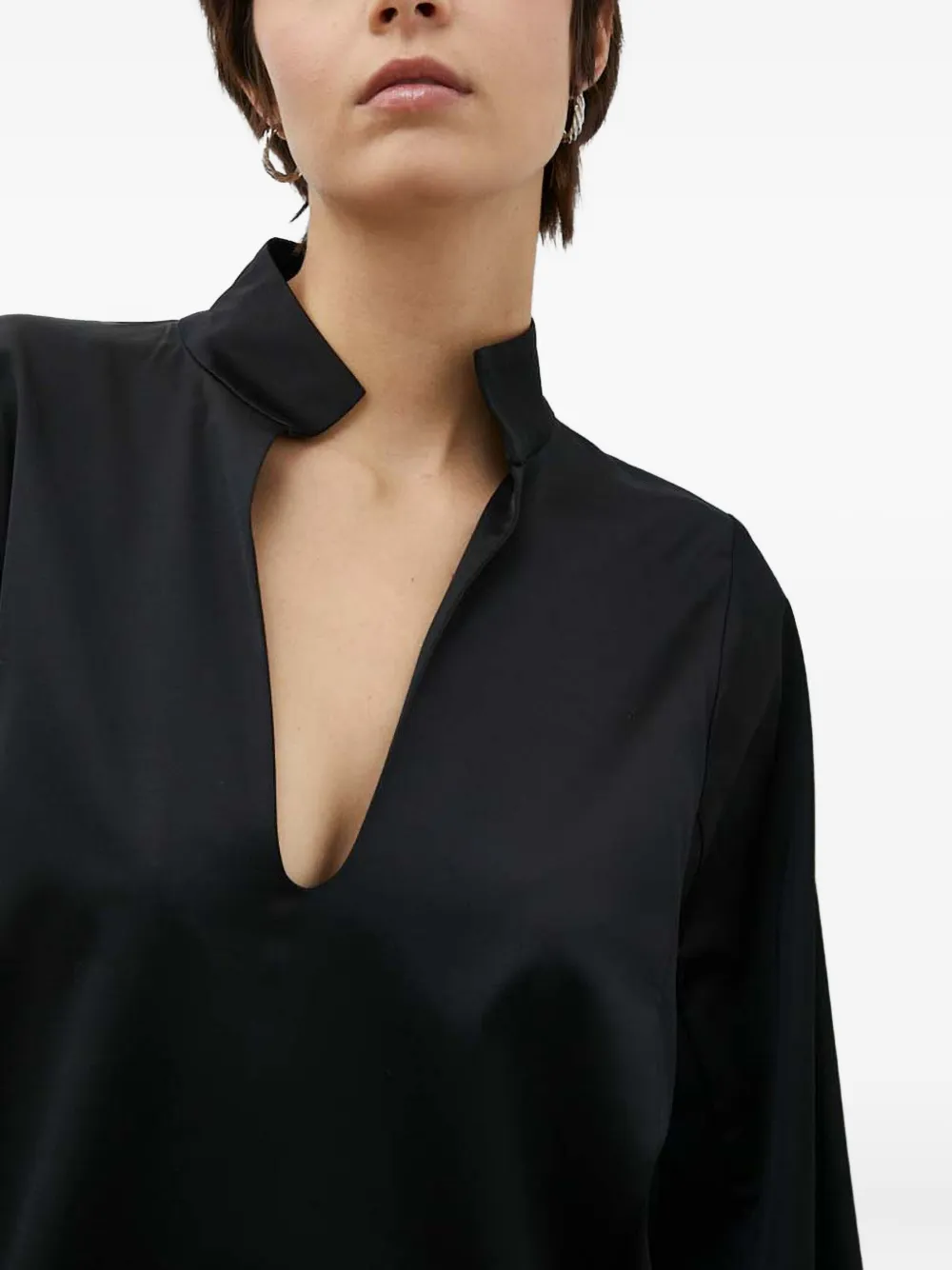 By Malene Birger Mini-jurk met V-hals Zwart