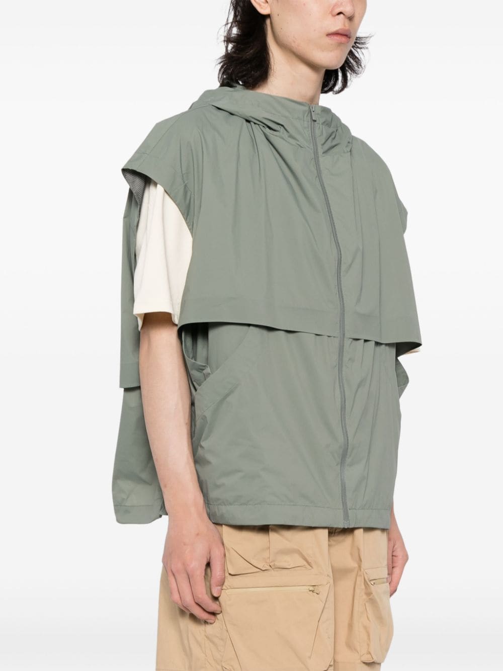 Shop Croquis Layered-design Sport Vest In Green