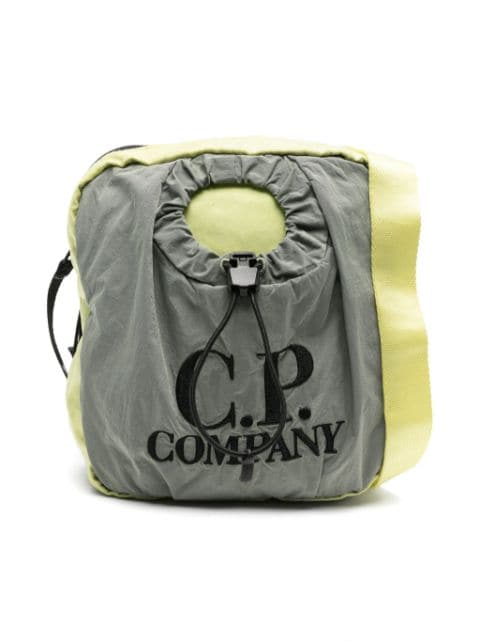 C.P. Company Kids bolsa de hombro con logo bordado