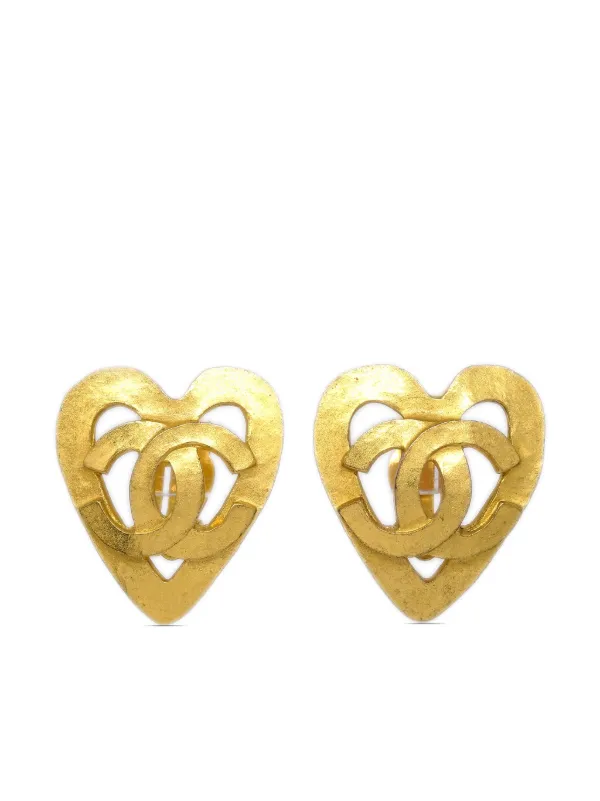 Chanel Pre-owned 1995 CC Heart Clip-on Earrings in Gold
