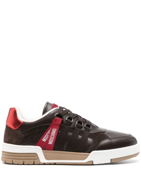 Moschino embossed-logo low-top sneakers 