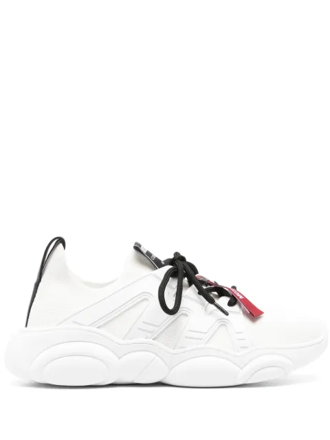 Moschino logo-patch low-top sneakers 