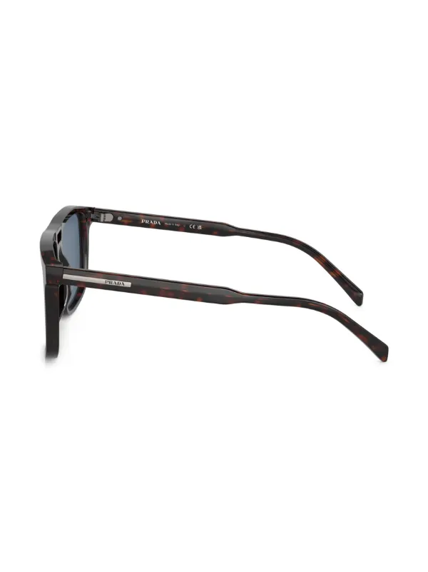 Prada Eyewear Prada PR A22S スクエアサングラス | ブラウン
