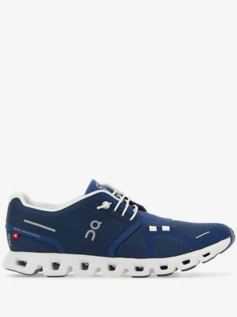 On  Cloud 5 sneakers