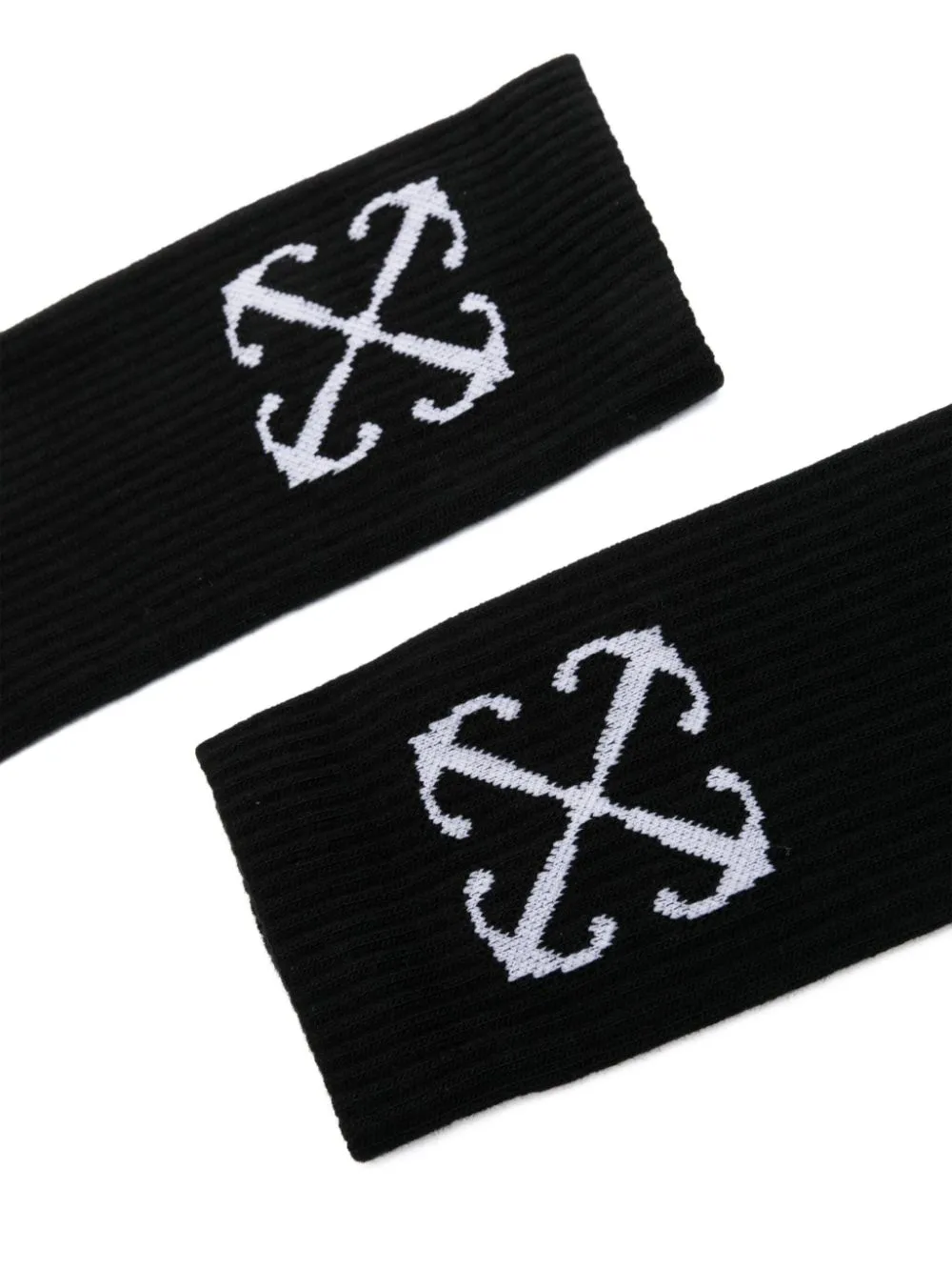 Off-white Arrows-motif Socks In 1001 Black White