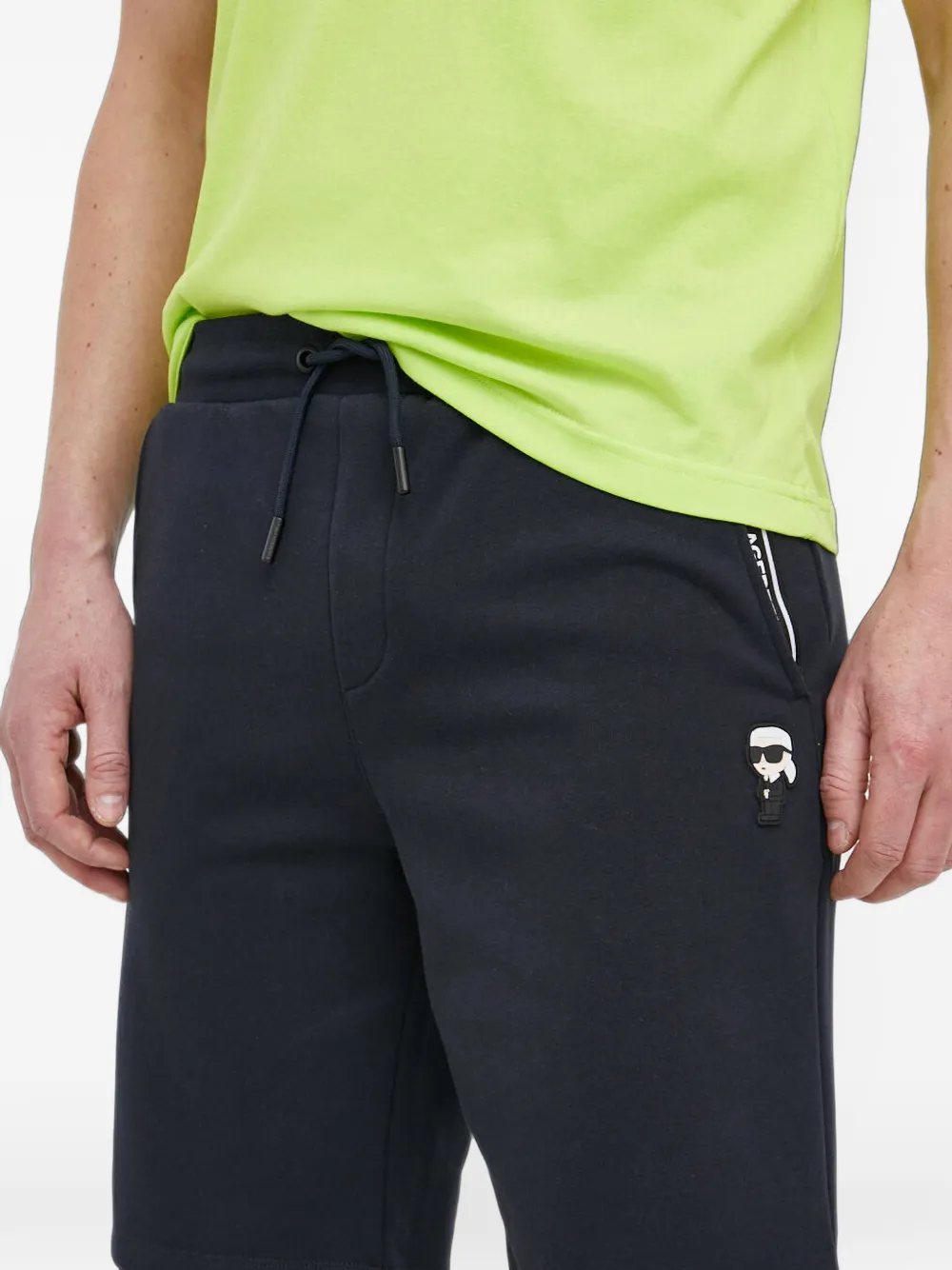 Karl Lagerfeld Ikonik patch drawstring shorts Blauw
