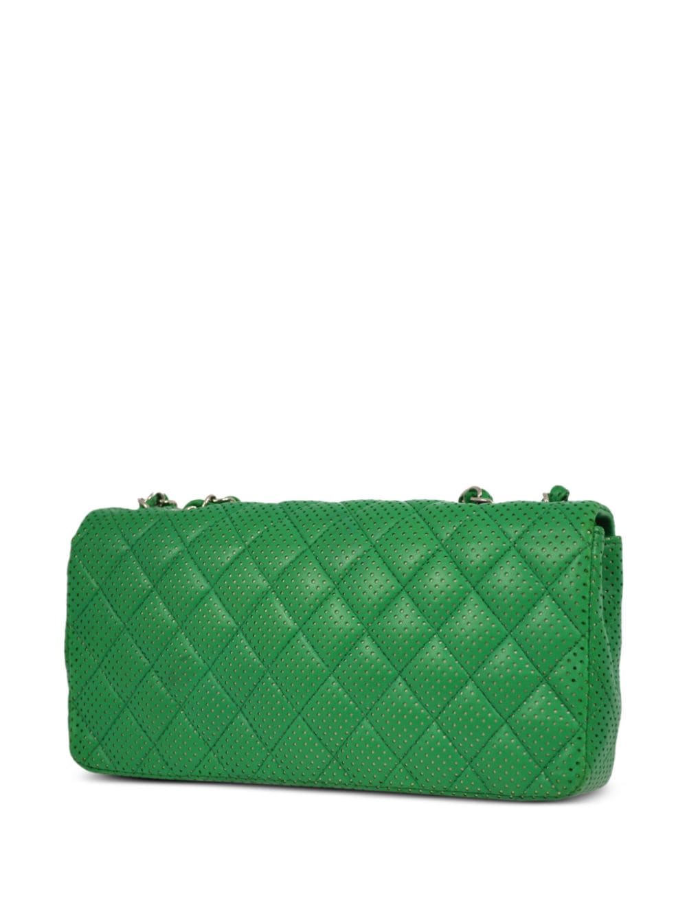 Pre-owned Chanel 2007 East West Shoulder Bag In Green