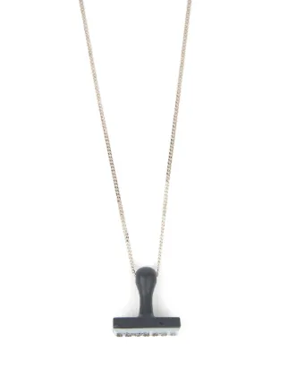 MM6 Maison Margiela Stamp ペンダントネックレス | シルバートーン