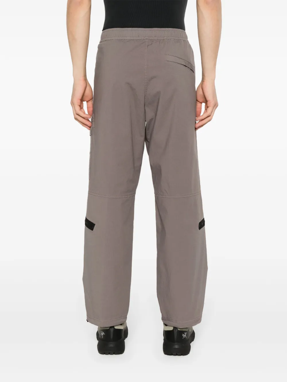 Shop Stone Island Compass-motif Cargo Pants In Grau