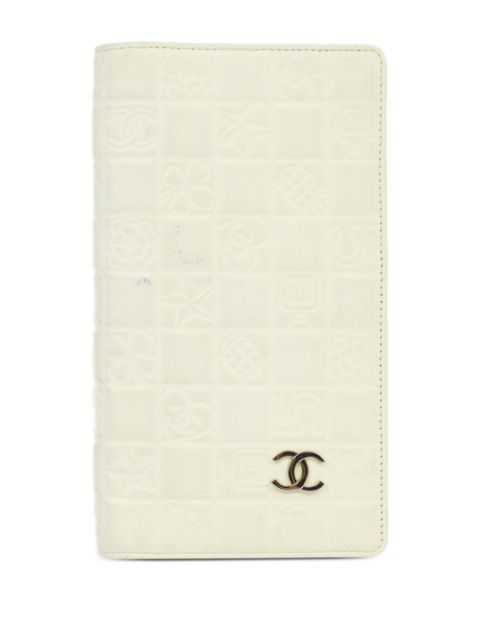 HOT SALE CHANEL 2005 Icon bi-fold wallet Women