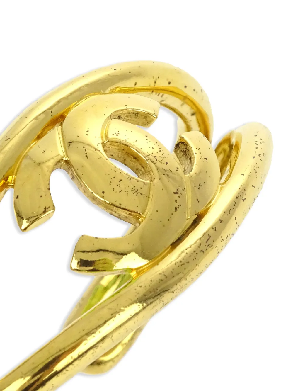 Pre-owned Chanel 1997 Cc Logo Cuff In Gold