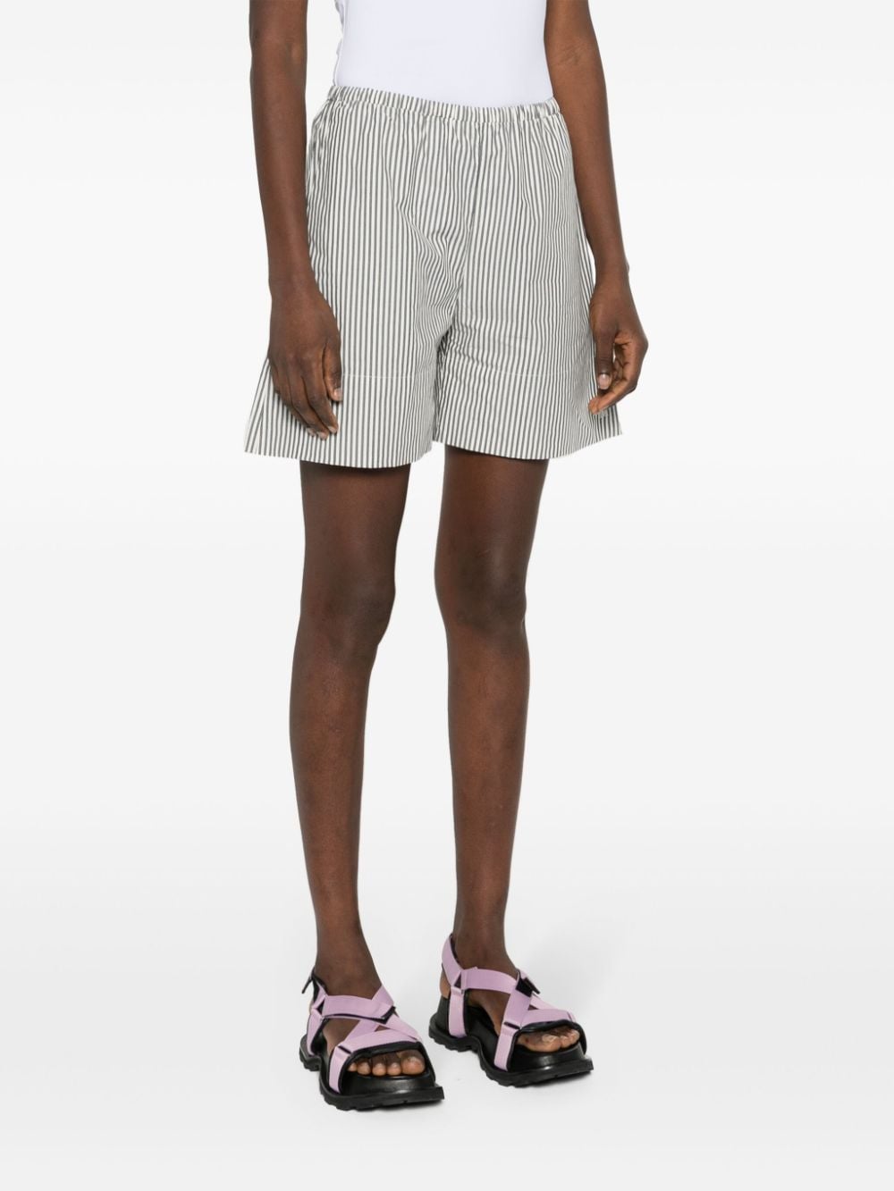 By Malene Birger Gestreepte shorts Wit