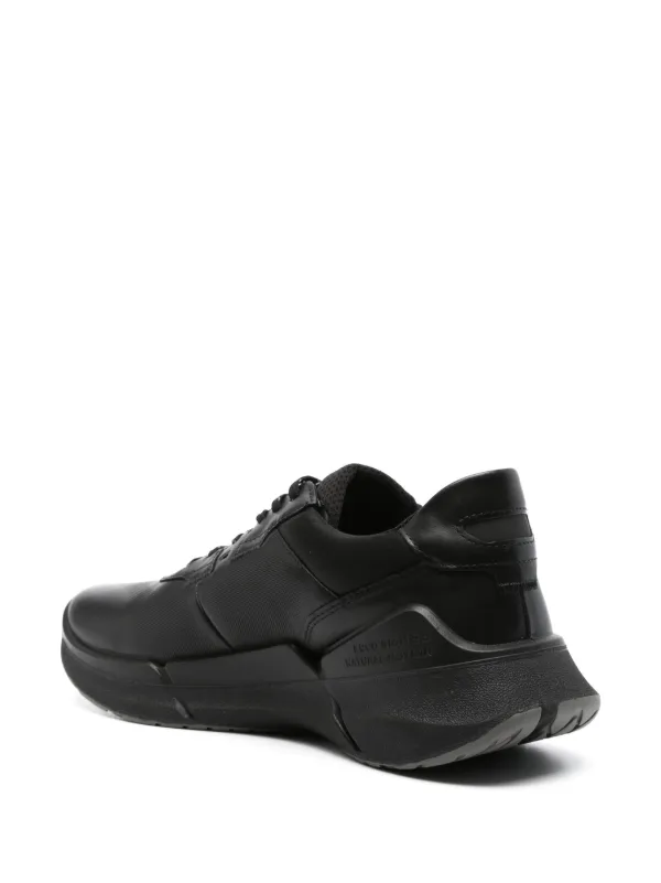 ECCO Biom 2.2 M スニーカー | ブラック | FARFETCH JP