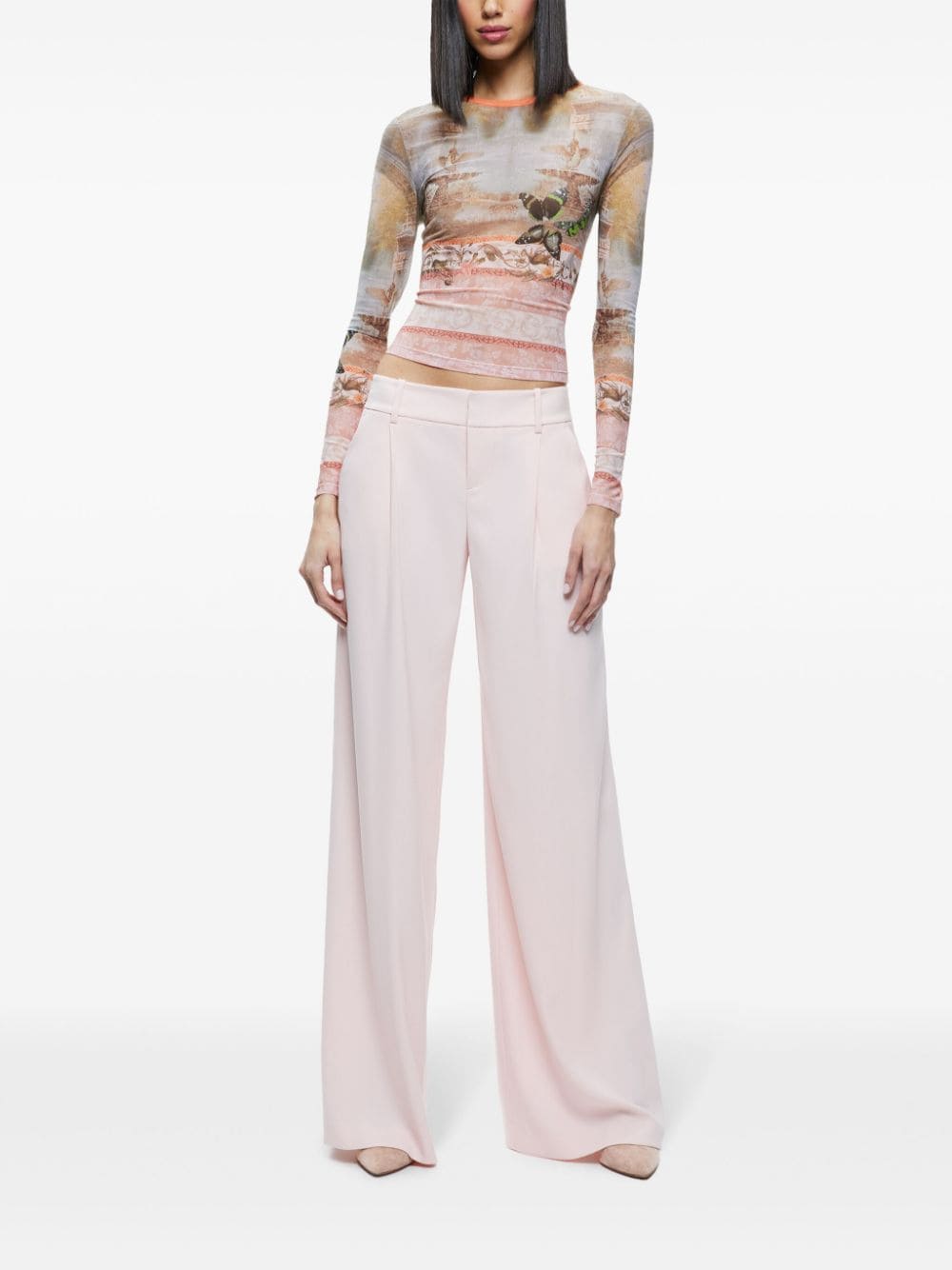 Shop Alice And Olivia Delaina Graphic-print Top In Pink