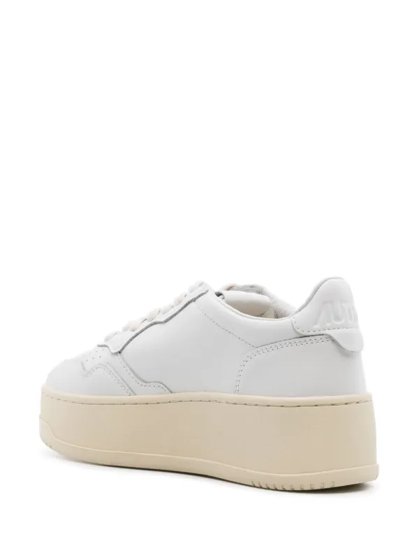 【送料&関税込】Autry Medalist Platform Leather Sneakers Autry Medalist Platform Sneakers In White And Platinum Leather