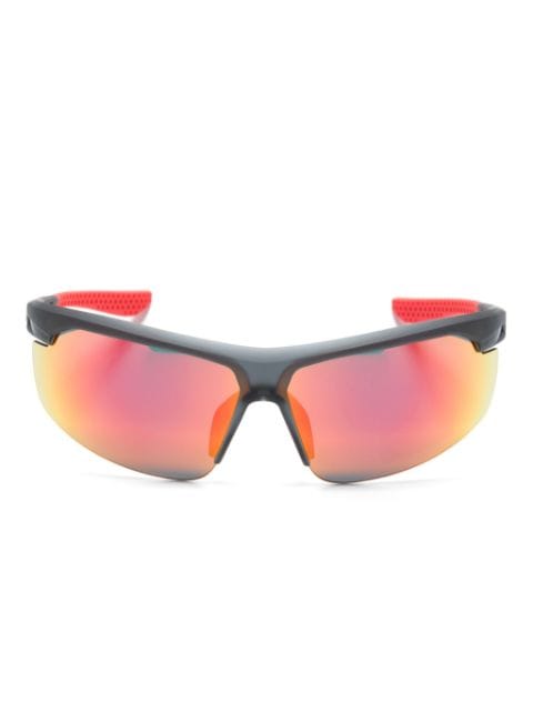 Nike lunettes de soleil à monture enveloppante