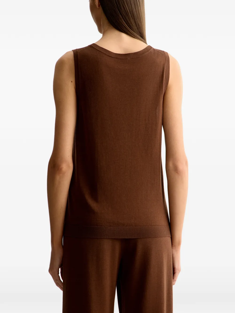 12 STOREEZ Tanktop met diepe ronde hals Bruin