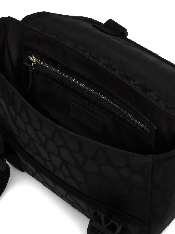 Valentino Garavani Toile Iconographe Jacquard Shoulder Bag Valentino Garavani Toile Iconographe Jacquard Shoulder Bag