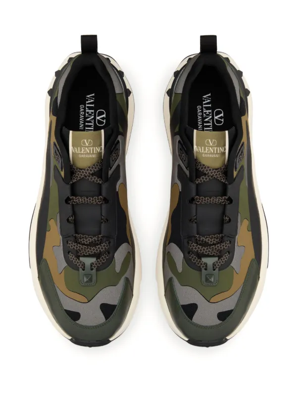 スニーカー VALENTINO Valentino Garavani 'True Act' sneakers 23444417_54278433_600.jpg