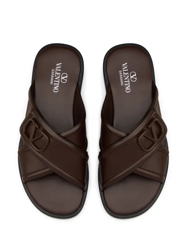 サンダル・ミュール VALENTINO BROWN LEATHER VLOGO THONG SANDALS VLogo Signature leather thong sandals in brown - Valentino