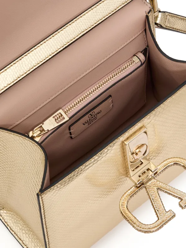 【関税＆送料込み】Valentino Garavani Mini Bags Valentino Garavani Mini Rockstud Crossbody Bag in Grainy