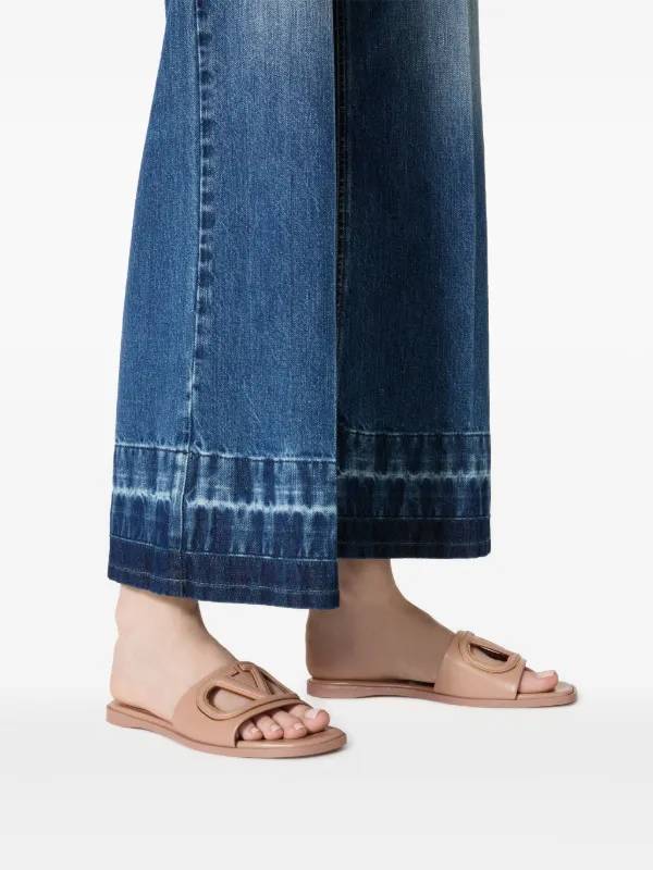 VALENTINO GARAVANI ◆ Vロゴ レザーサンダル Valentino Garavani Vロゴ レザーサンダル | ニュートラル