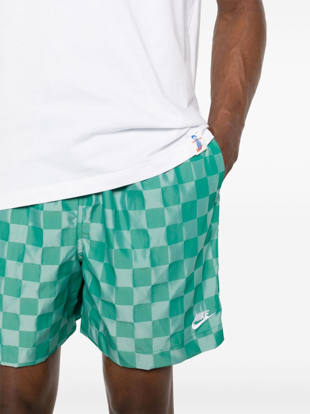 Nike Shorts met geborduurd logo Groen