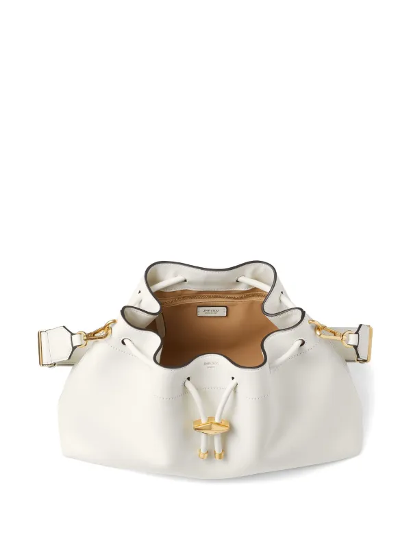 【Jimmy Choo】Bon Bon レザーバケットバッグ、ホワイト Jimmy Choo Bon Bon バケットバッグ | ホワイト | FARFETCH JP