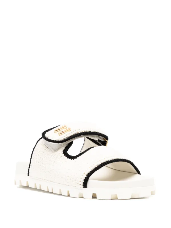 Miu Miu タッチストラップ サンダル | ホワイト | FARFETCH JP