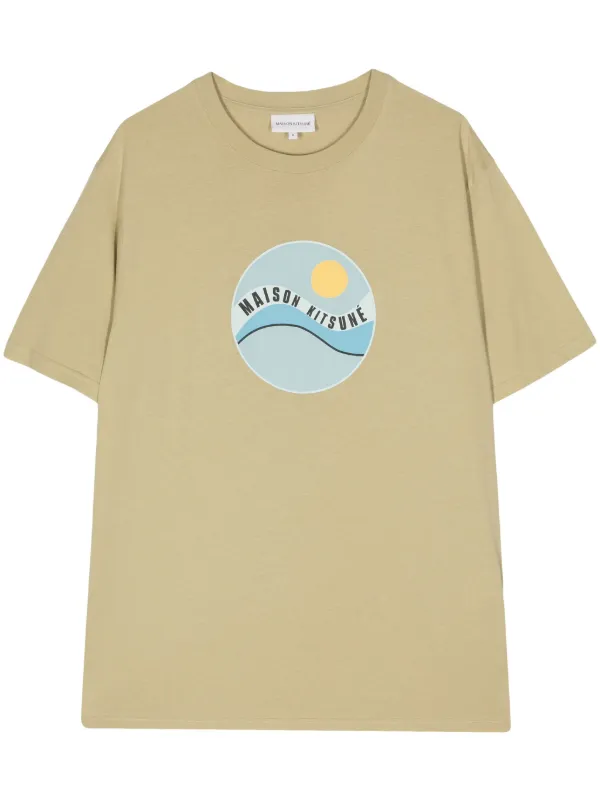 【関税込み】Maison Kitsune カーキ Pop Wave Tシャツ Maison Kitsunéのカーキ Pop Wave Tシャツがセール中