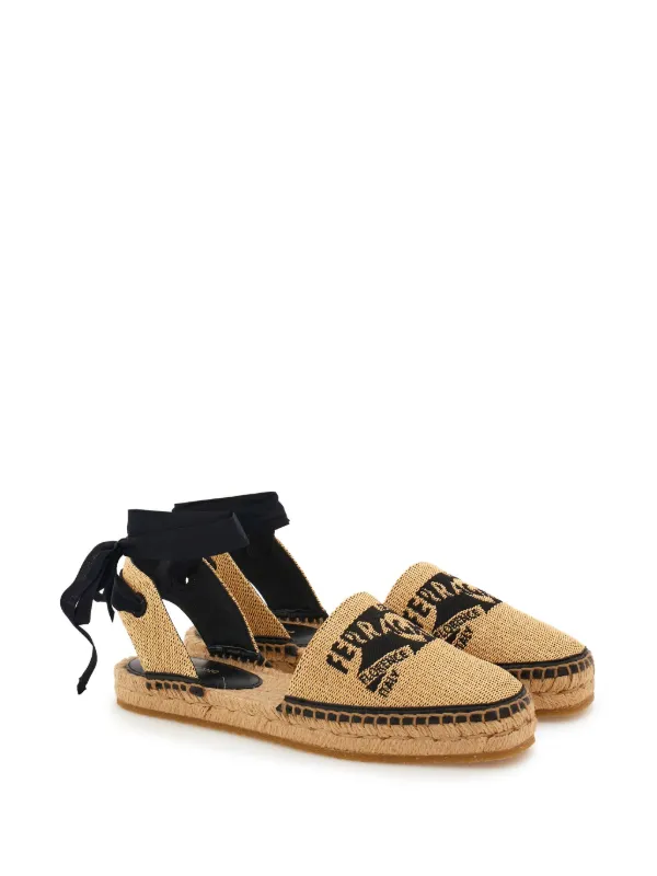 ✳︎Salvatore Ferragamo✳︎エスパドリーユ Ferragamo ロゴ エスパドリーユ | ニュートラル | FARFETCH JP