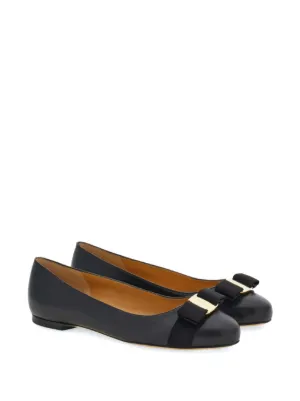 Ferragamo ウィメンズ シューズ通販 - FARFETCH