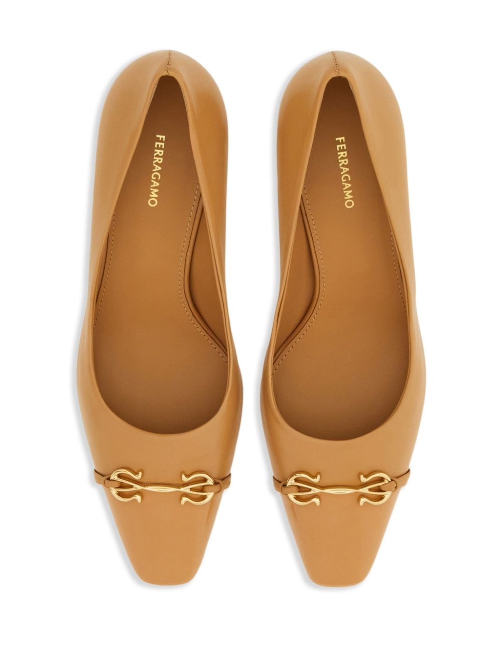 Ferragamo Gancini pumps Neutrals