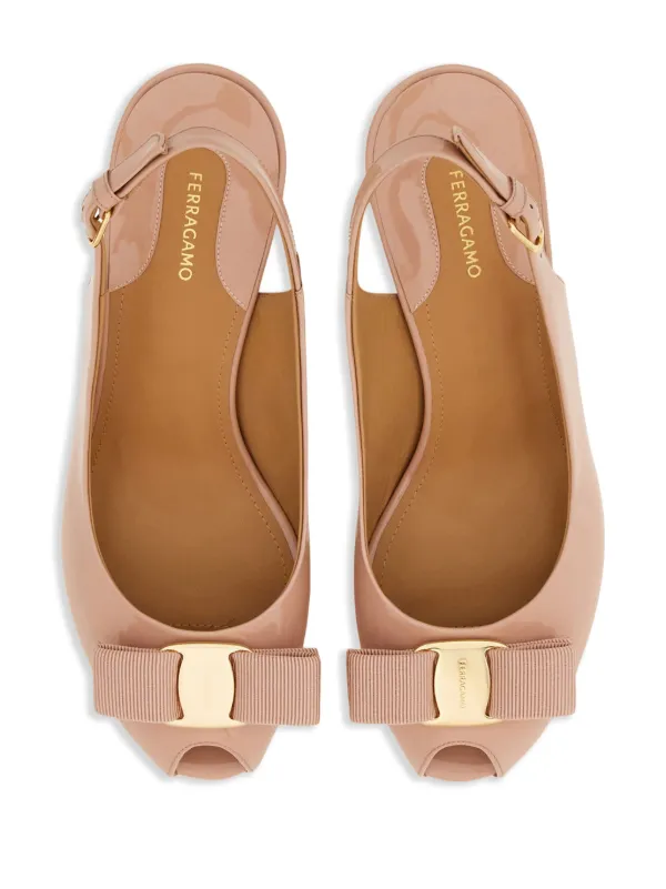 Ferragamo vara bow sandal sales