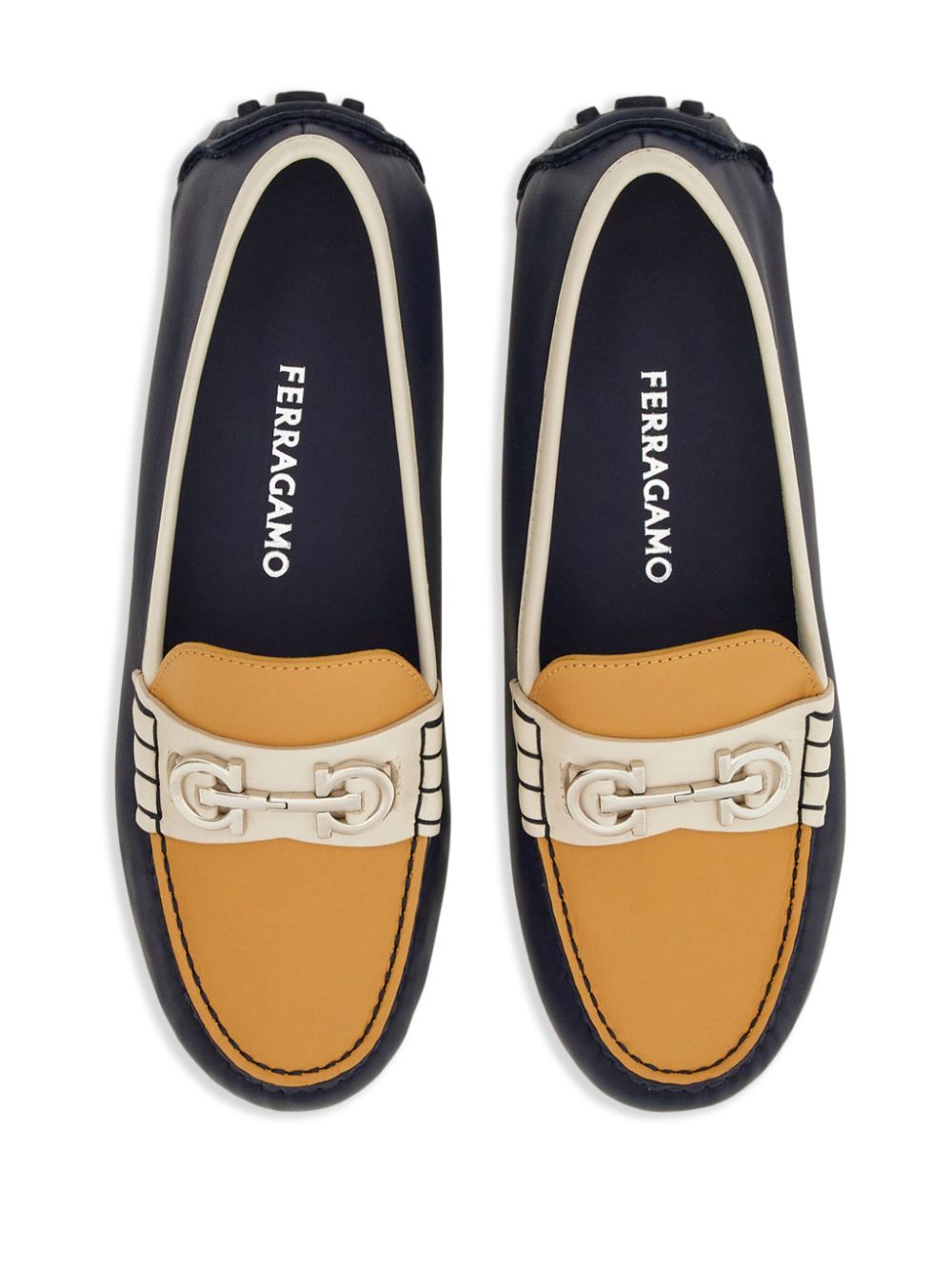 Ferragamo Gancini-ornament driver shoes Neutrals