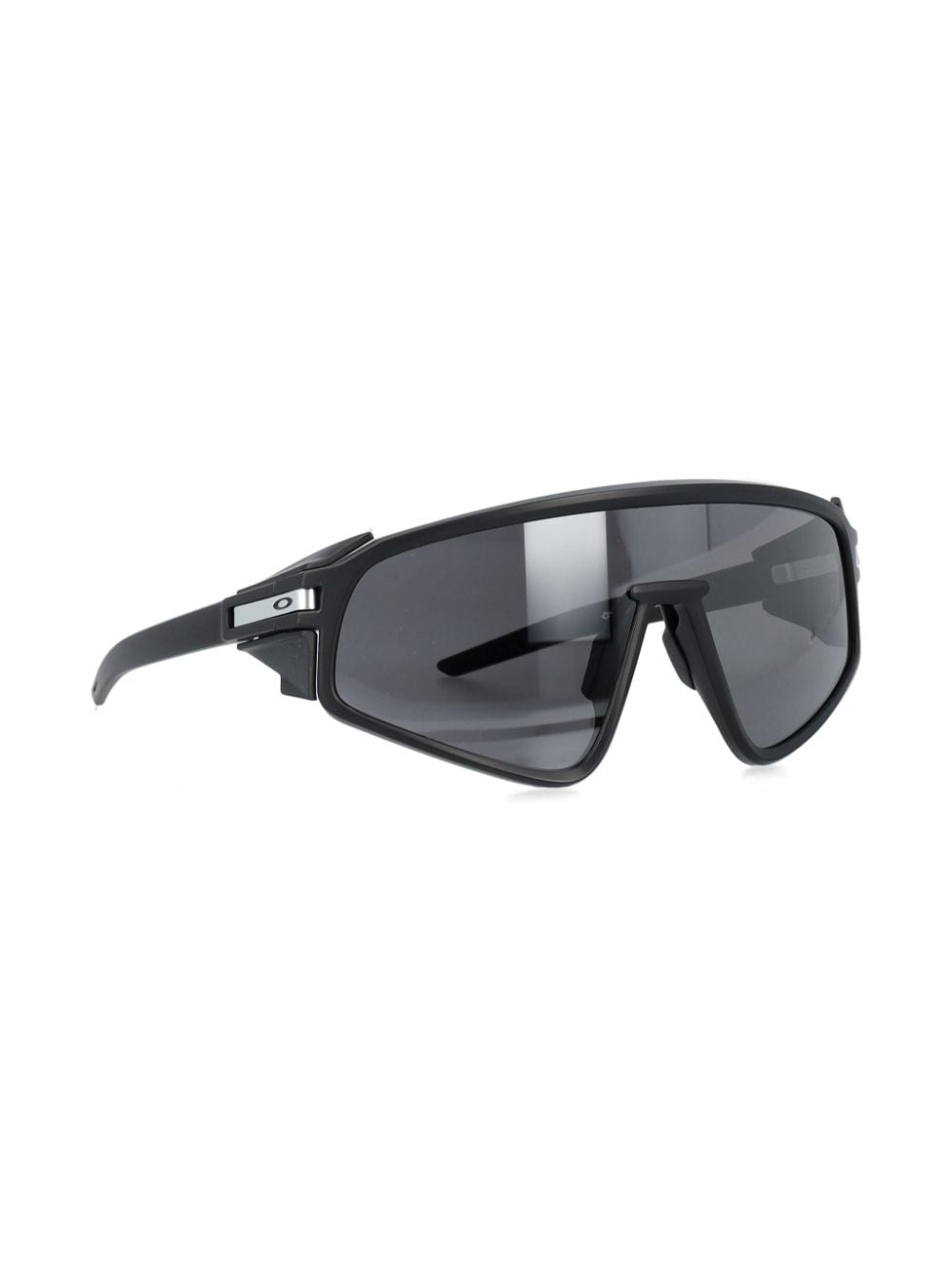 Shop Oakley Latch Panel Shield-frame Sunglasses In 黑色