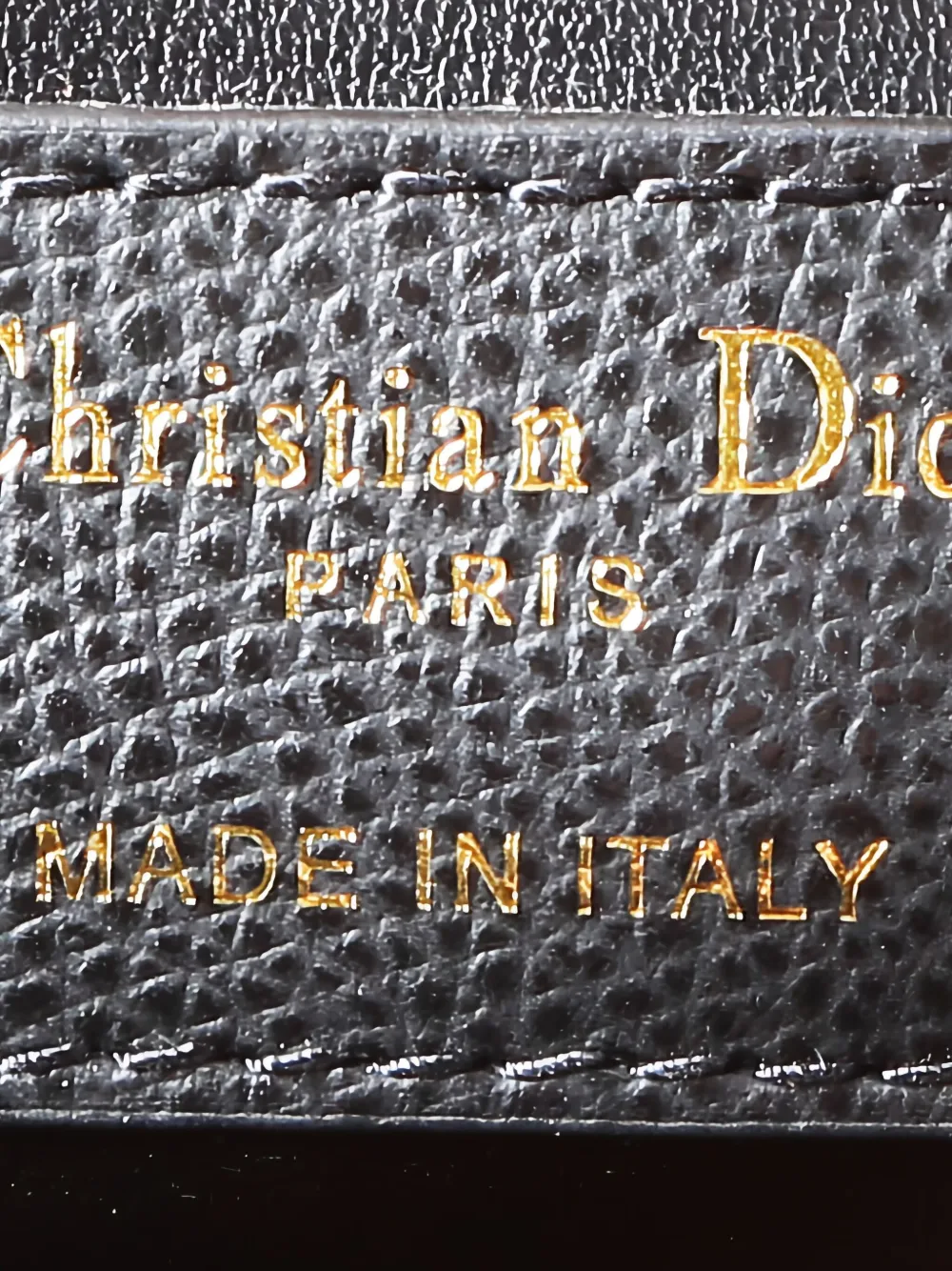 23487604_61550844_1000.jpg