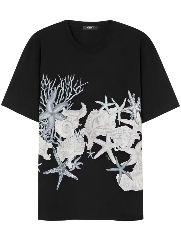 【VERSACE】Barocco Sea T-shirt Beige Outline Barocco T-Shirt | VERSACE US