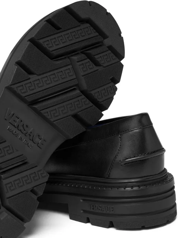 【関税込み】Versace ブラック Adriano ローファー Versace Adriano Loafers | Black | FARFETCH
