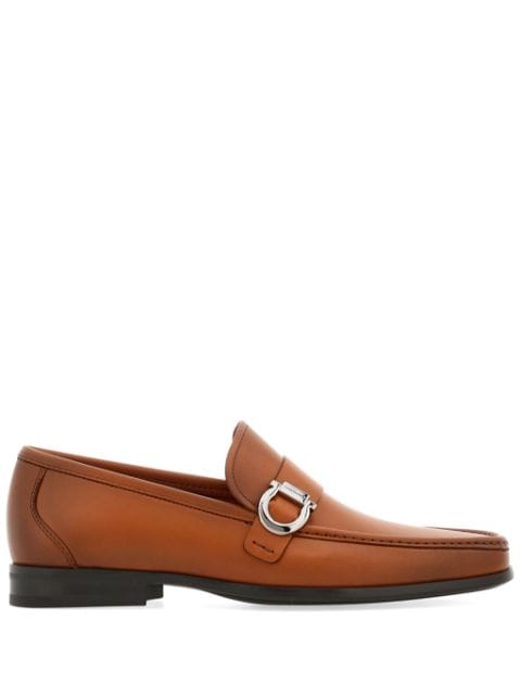 Gancini-plaque leather loafers 