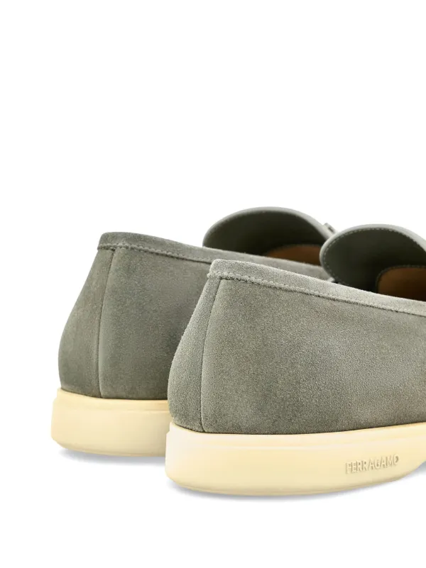 Ferragamo ガンチーニ スエード ローファー | グレー | FARFETCH JP