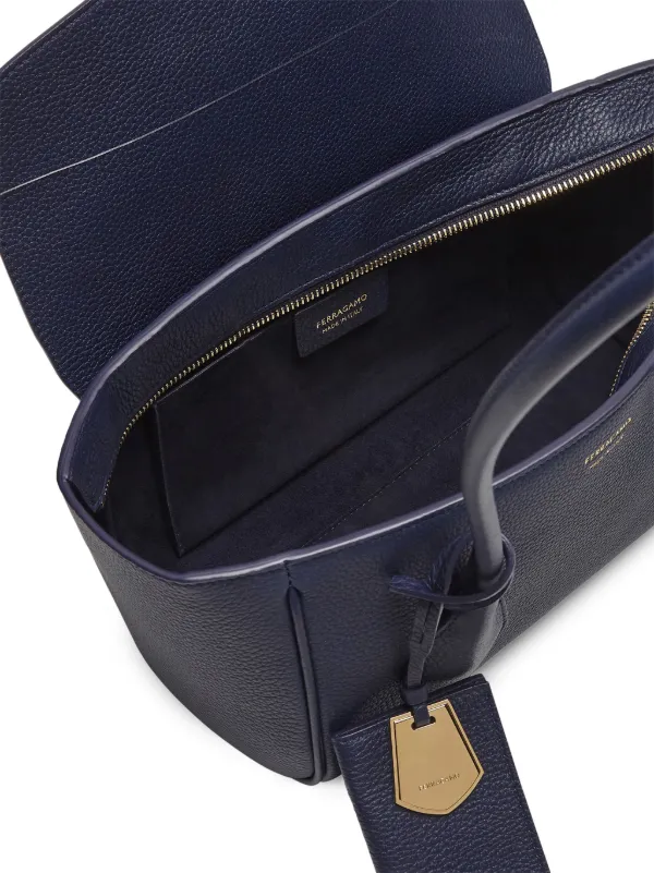 Ferragamo★関税込 2WAY イースト ウエスト トート バッグ Ferragamo Studio Box ハンドバッグ M | グレー | FARFETCH JP