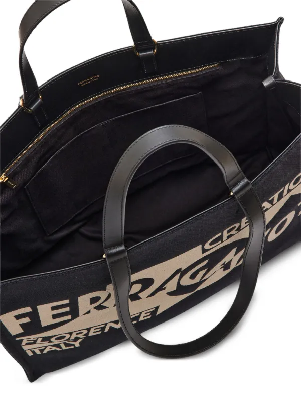 人気商品ランキング Ferragamo JP FARFETCH | ブラック | ハンドバッグ ロゴプリント バッグ