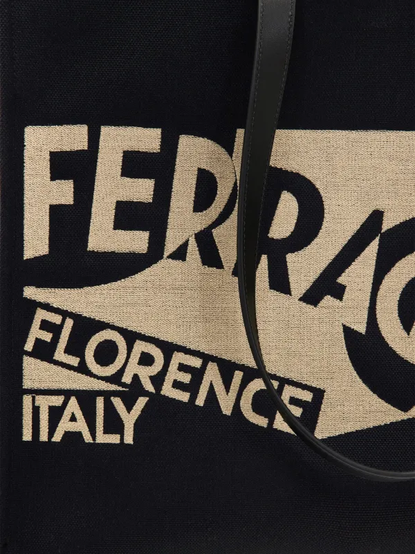 Ferragamo ロゴプリント ハンドバッグ | ブラック | FARFETCH JP
