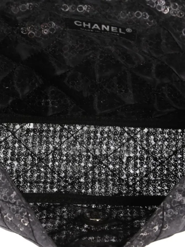 CHANEL Pre-Owned 2009 Jumbo Classic Flap Shoulder Bag | Black