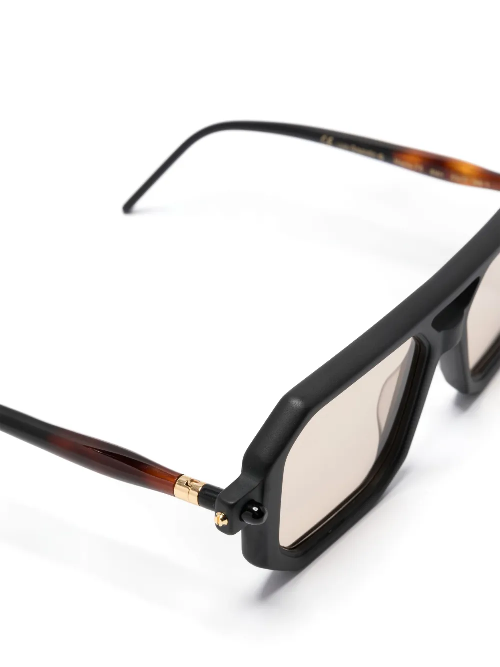 Kuboraum Mask P8 BMH zonnebril met piloten montuur Zwart