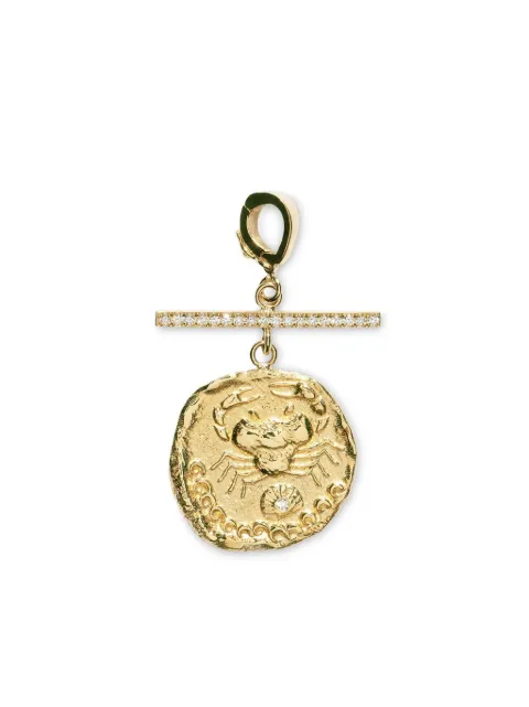 Azlee dije Karkinos pequeño en oro amarillo de 18kt