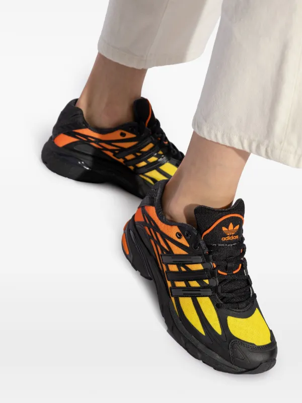 注目！アディダス☆メンズオリジナル☆ADISTAR CUSHION 3 SHOES Adidas Adistar Cushion 3 Sneakers | Black | FARFETCH