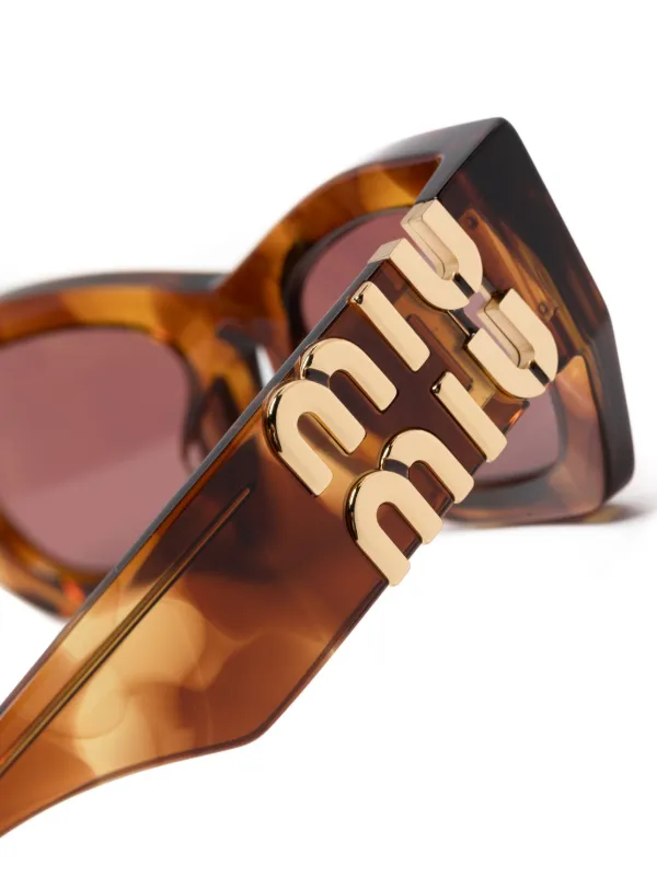 【関税込み】Miu Miu Eyewear ブラウン Miu Glimpse サングラス Miu Miu Eyewear Miu Glimpse rectangle-frame Sunglasses