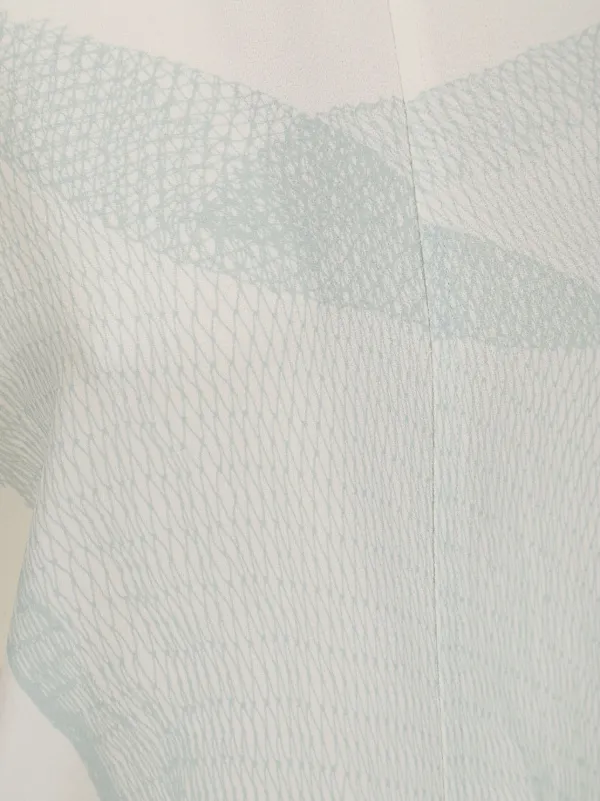 国内発| VICTORIA BECKHAM Contorted Net ロングドレス Victoria Beckham contorted-net Maxi Dress | White | FARFETCH